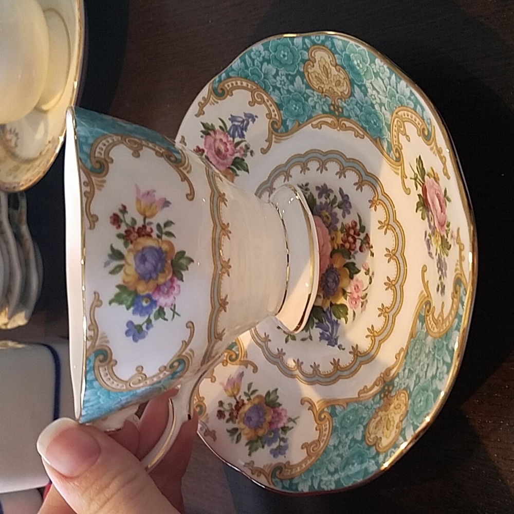 Royal Albert tea cup and saucer